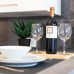 Isola With Terrace And Parking Apartman