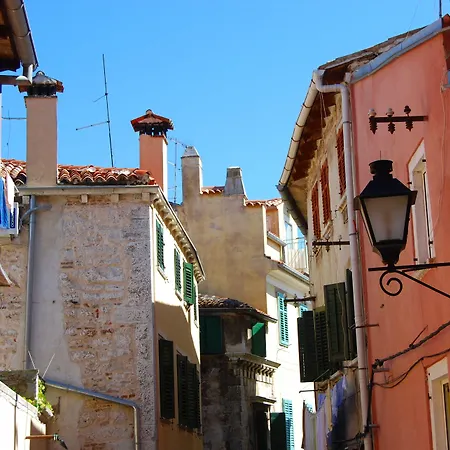 Isola With Terrace And Parking Apartman